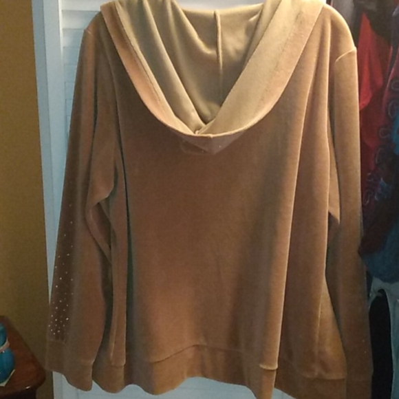 Jacket - Picture 6 of 9